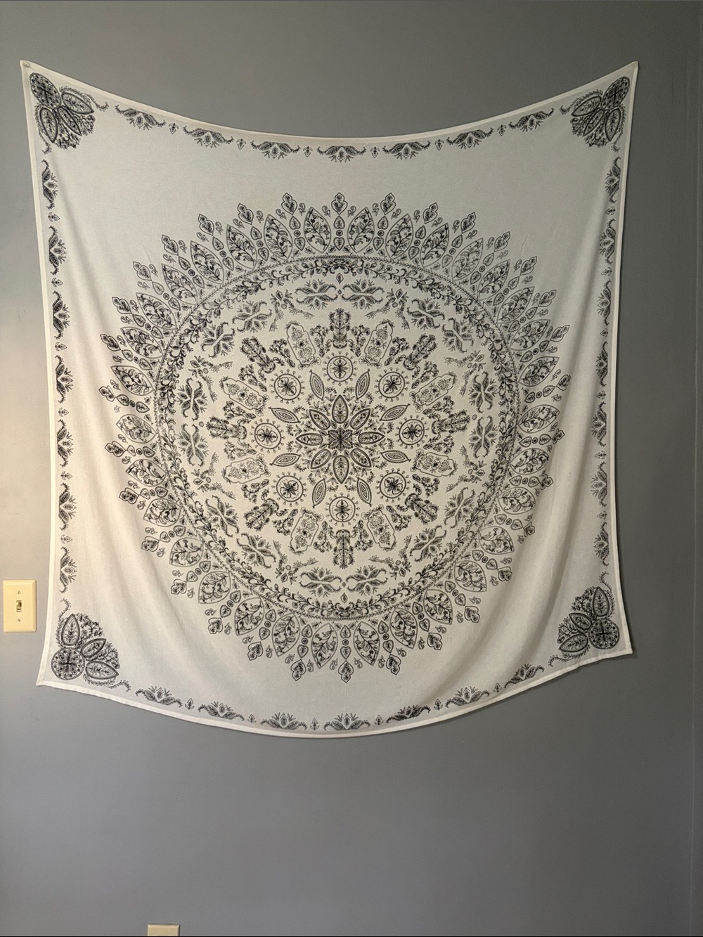 White and Black Mandala Wall Tapestry - Bohemian Home Wall Decor
